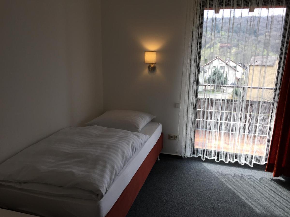 Gaestehaus Faessle Weinstadt Exteriér fotografie