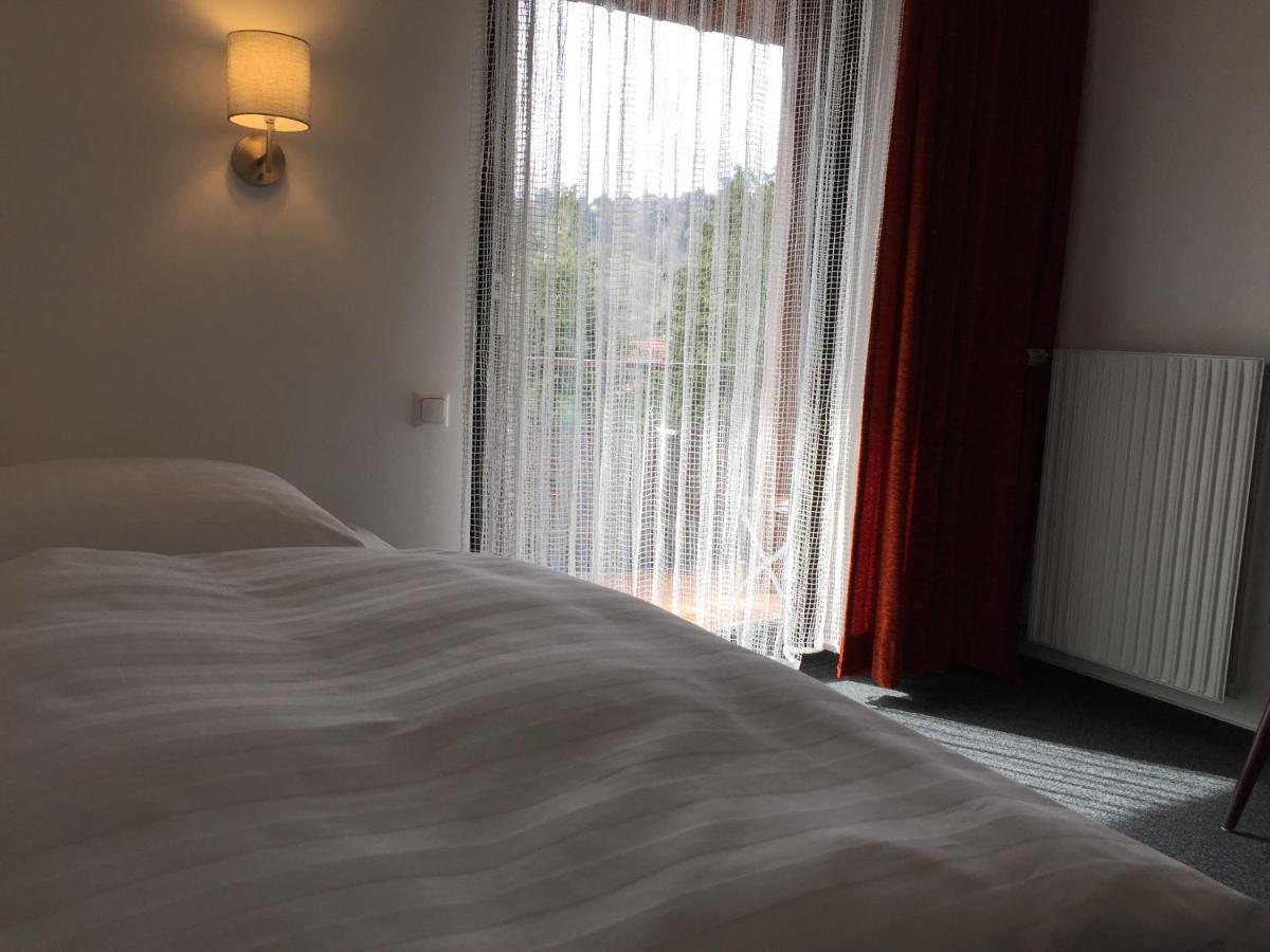 Gaestehaus Faessle Weinstadt Exteriér fotografie